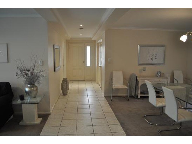 Arundel QLD 4214
