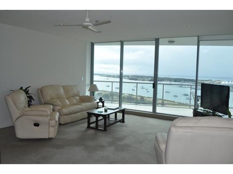 1706/1 Como Crescent, Southport QLD 4215