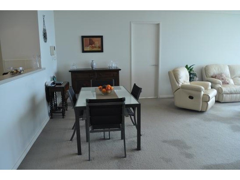 1706/1 Como Crescent, Southport QLD 4215