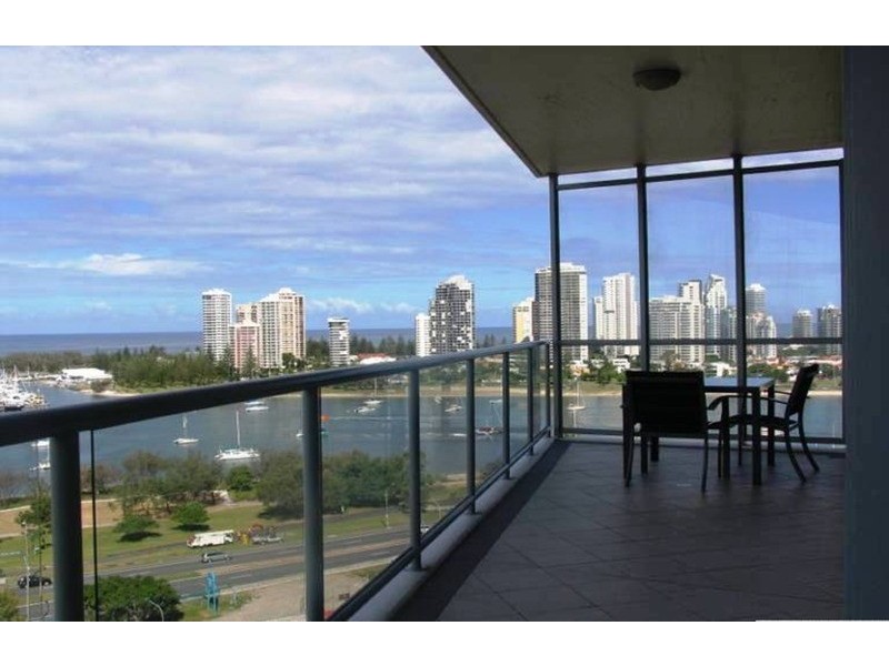 1706/1 Como Crescent, Southport QLD 4215