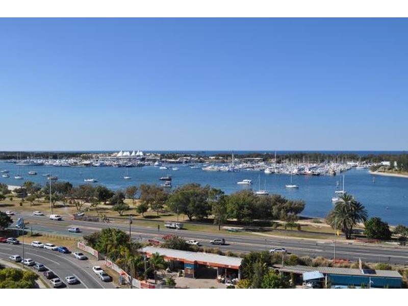 1206/4 Como Crescent, Southport QLD 4215