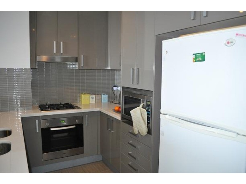 1206/4 Como Crescent, Southport QLD 4215