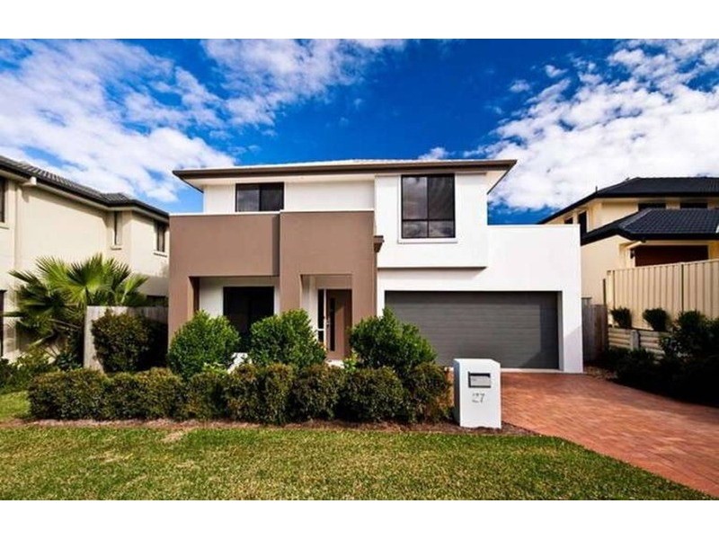 27 Casuarina Drive, Molendinar QLD 4214