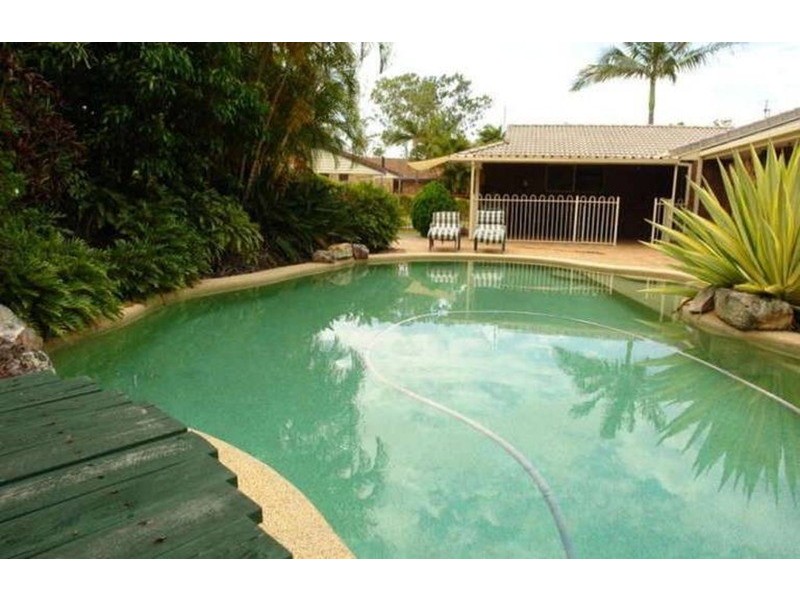 Parkwood QLD 4214