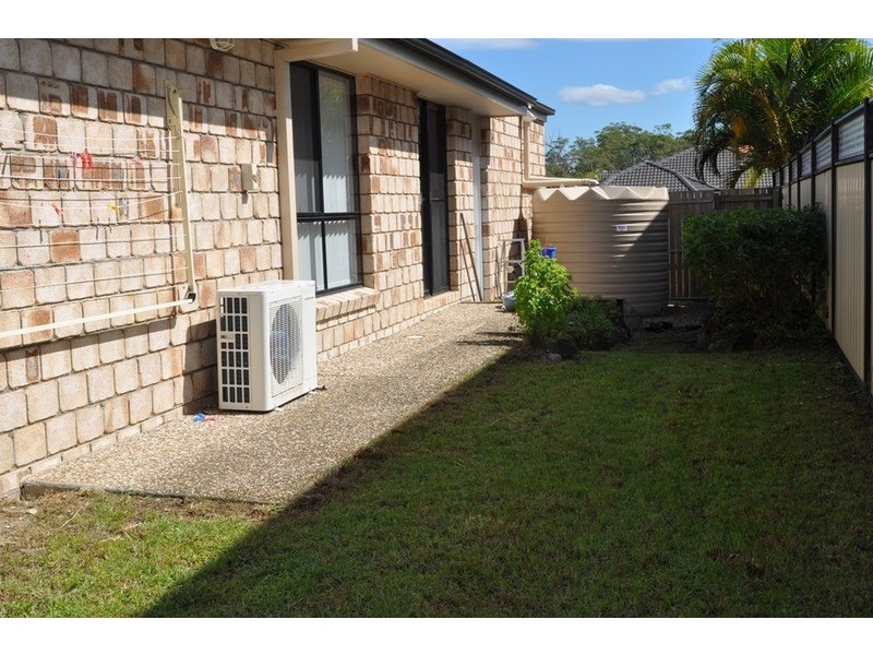 28 Gumleaf Drive, Molendinar QLD 4214