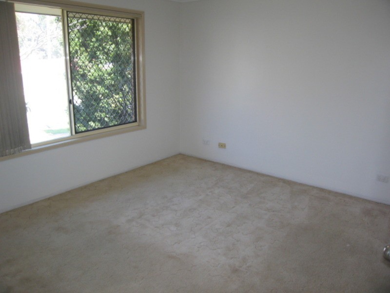 Parkwood QLD 4214