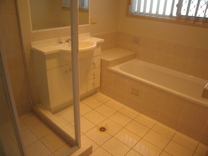 Parkwood QLD 4214