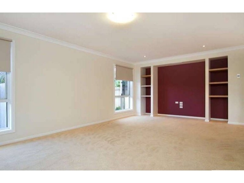 10 Leopard Tree  Place, Molendinar QLD 4214