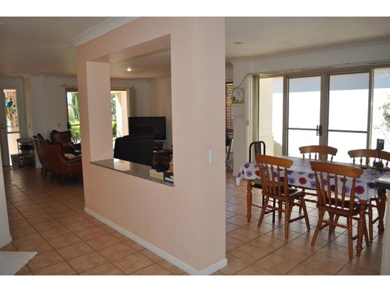 25 Marble Arch Place, Arundel QLD 4214