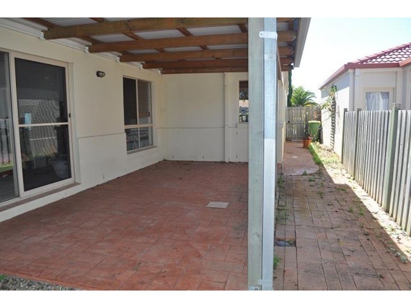 25 Marble Arch Place, Arundel QLD 4214