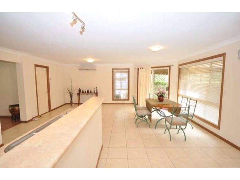 4 Watergum Parade, Molendinar QLD 4214
