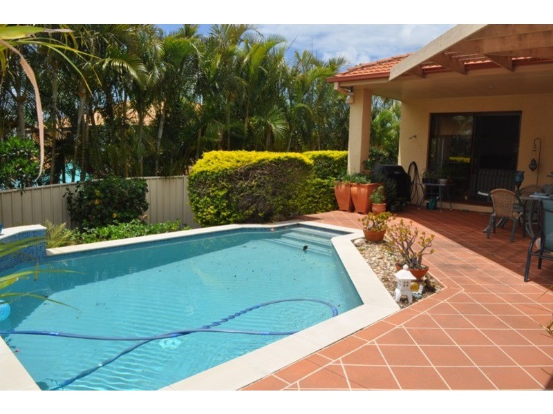 45 Ingles Circuit, Arundel QLD 4214