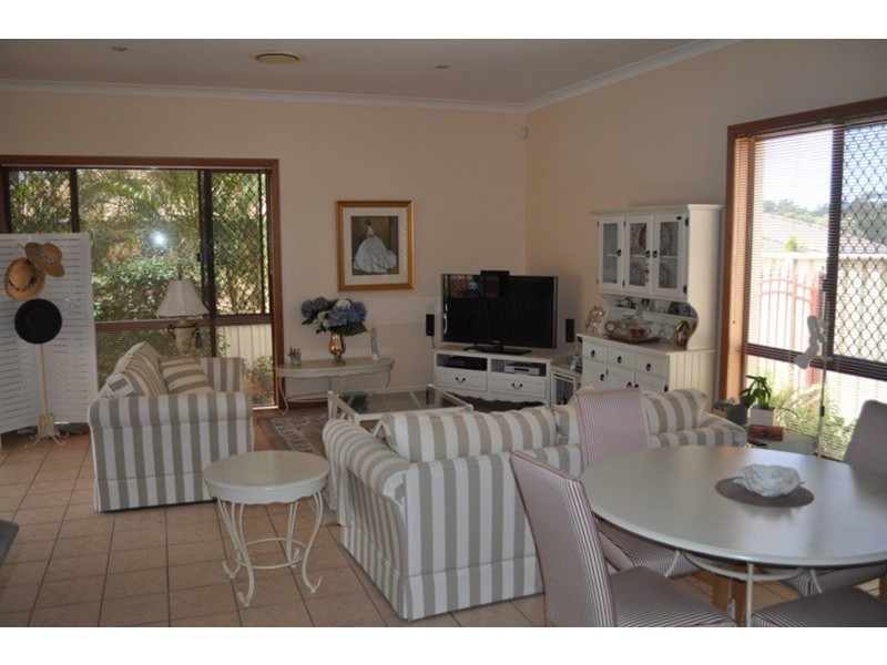 45 Ingles Circuit, Arundel QLD 4214