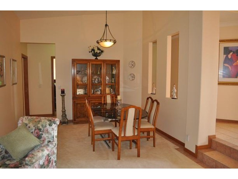 45 Ingles Circuit, Arundel QLD 4214