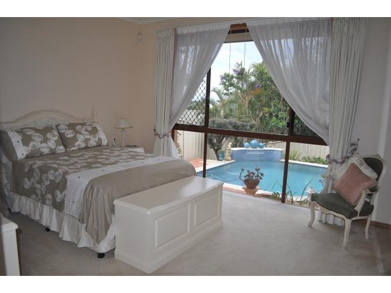 45 Ingles Circuit, Arundel QLD 4214