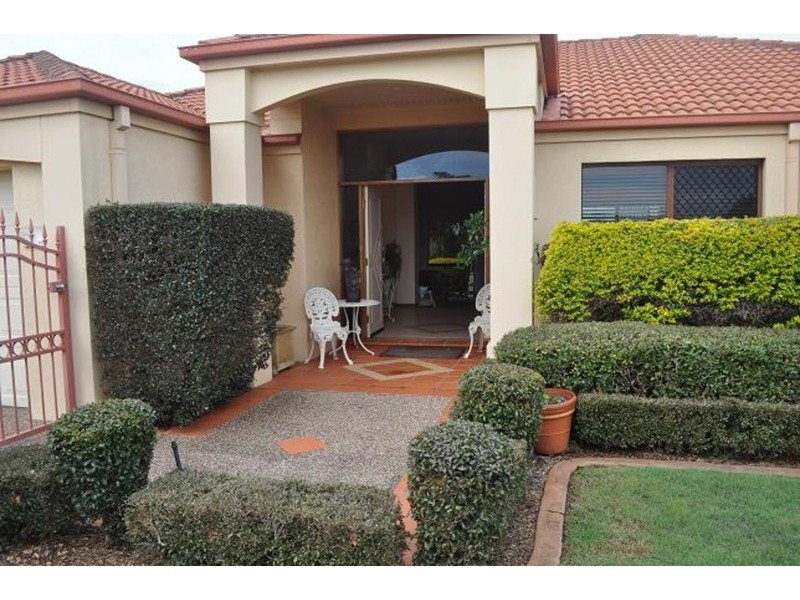 45 Ingles Circuit, Arundel QLD 4214