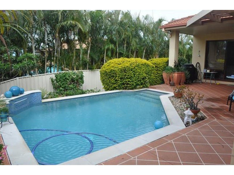 45 Ingles Circuit, Arundel QLD 4214