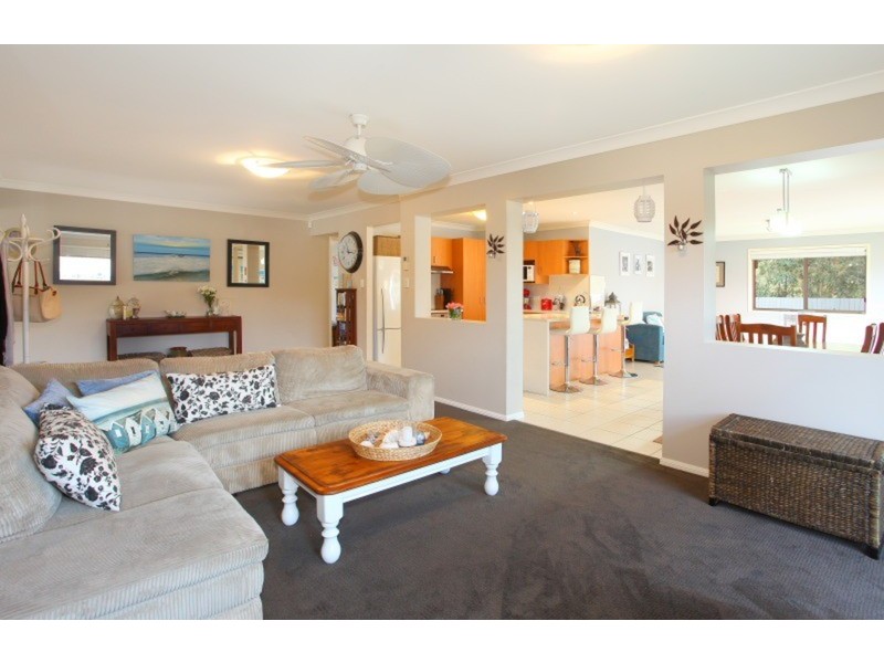 32 Rosegum Drive, Molendinar QLD 4214