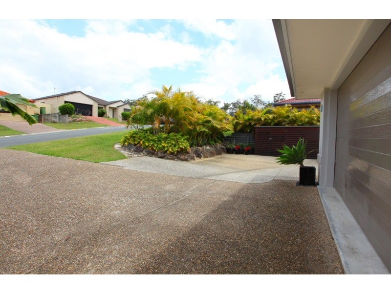 32 Rosegum Drive, Molendinar QLD 4214