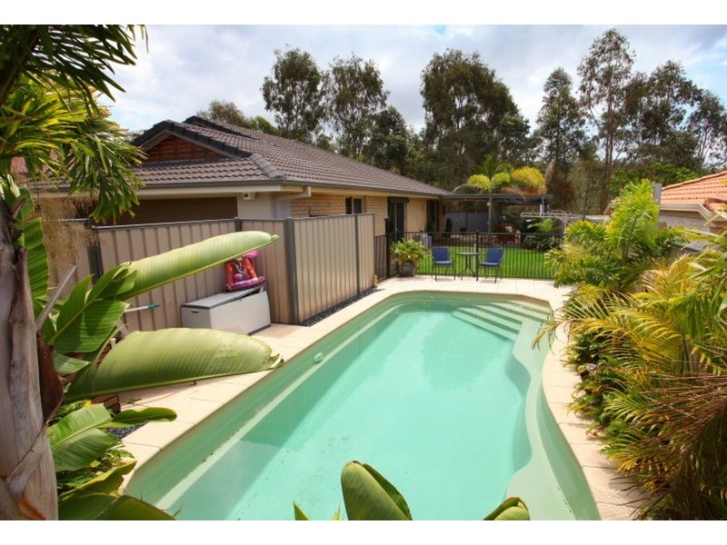 32 Rosegum Drive, Molendinar QLD 4214