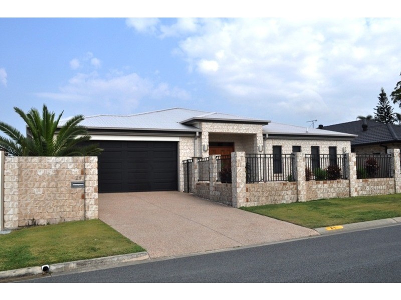 21 casuarina Drive, Molendinar QLD 4214
