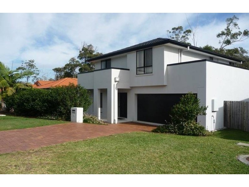 14 Lockwood Place, Molendinar QLD 4214