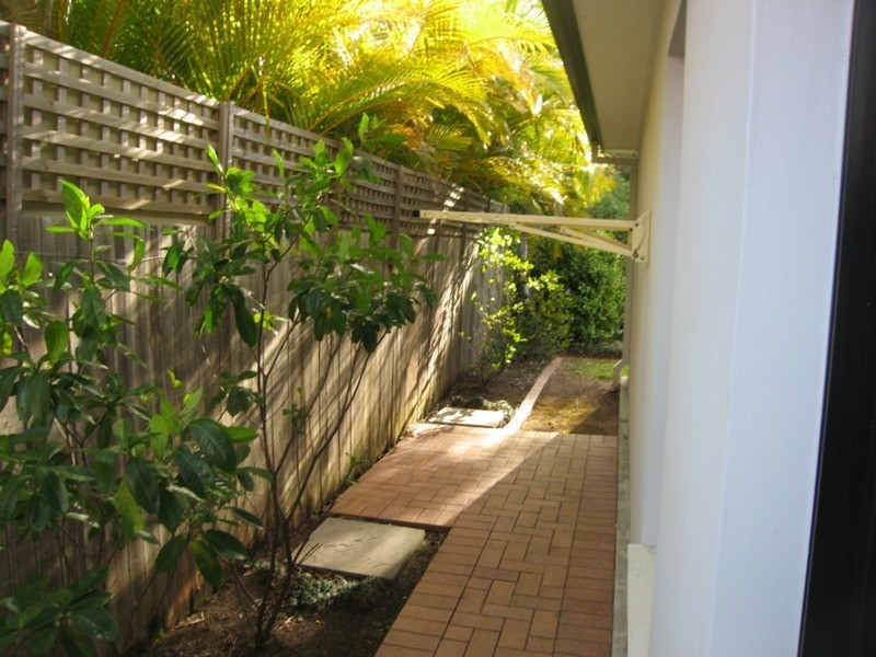 14 Lockwood Place, Molendinar QLD 4214