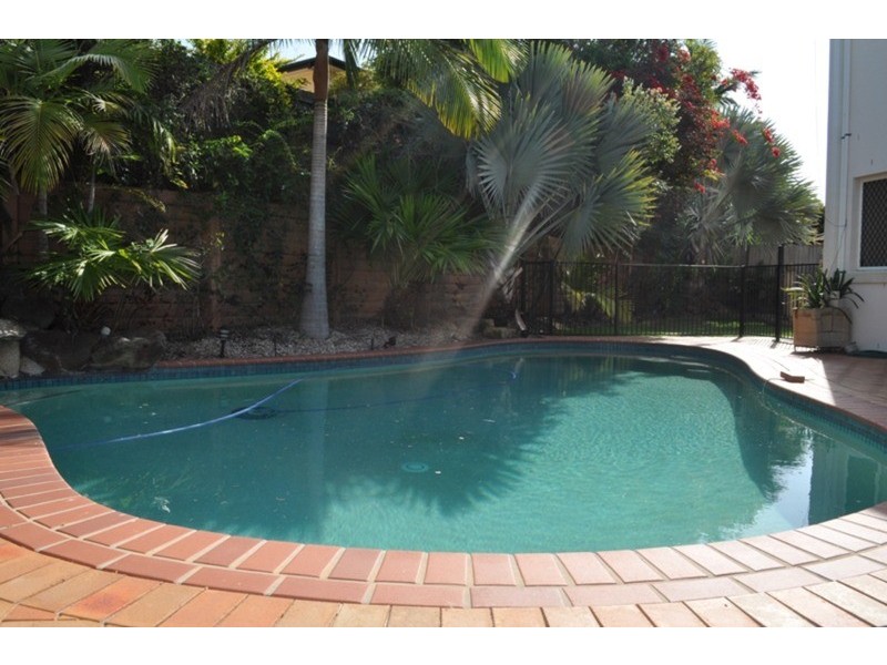 18 Gumview Place, Molendinar QLD 4214