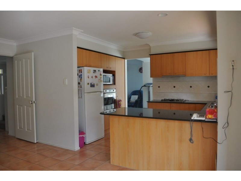 18 Gumview Place, Molendinar QLD 4214