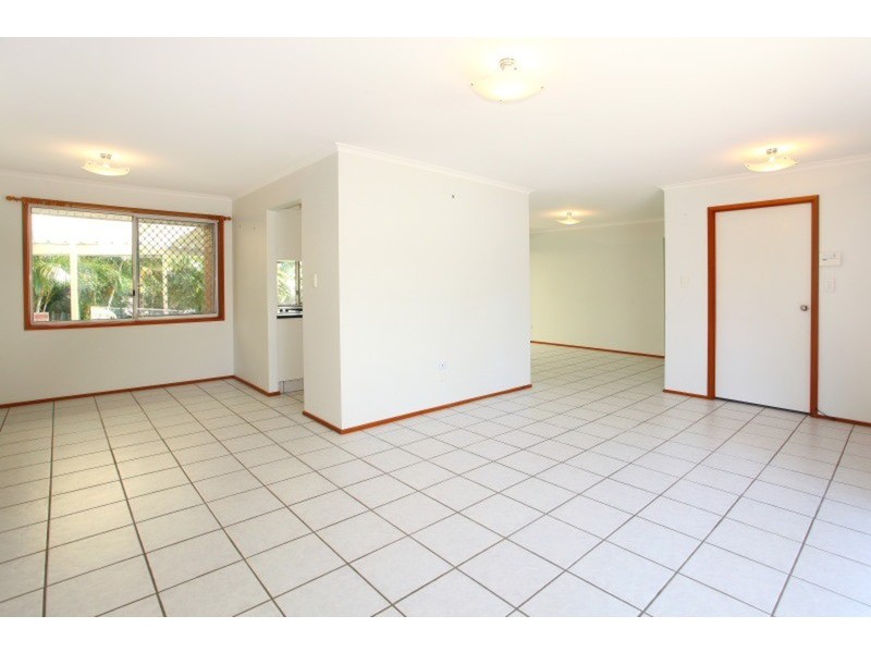 11 Wilga  Grove, Ashmore QLD 4214