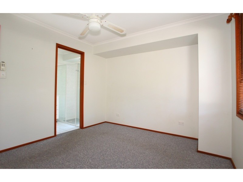 11 Wilga  Grove, Ashmore QLD 4214