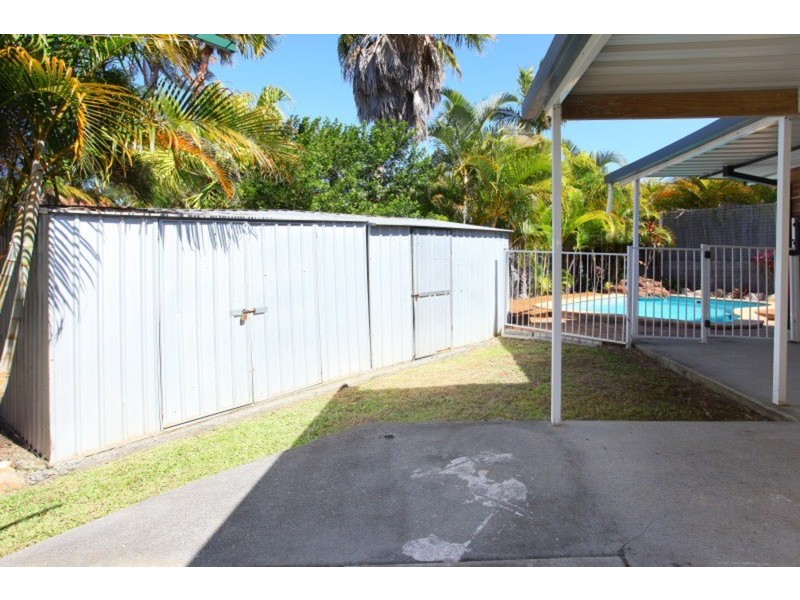 11 Wilga  Grove, Ashmore QLD 4214