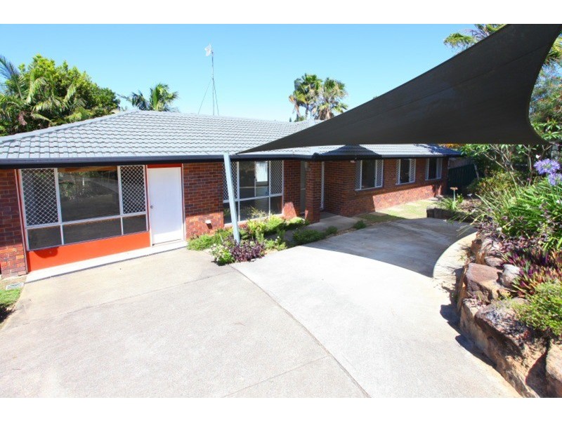 11 Wilga  Grove, Ashmore QLD 4214