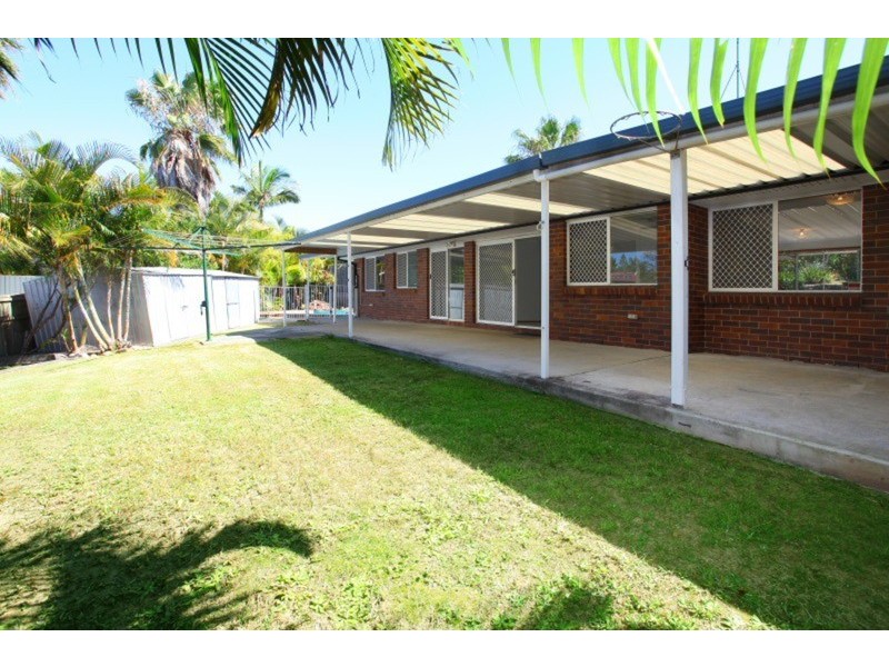 11 Wilga  Grove, Ashmore QLD 4214
