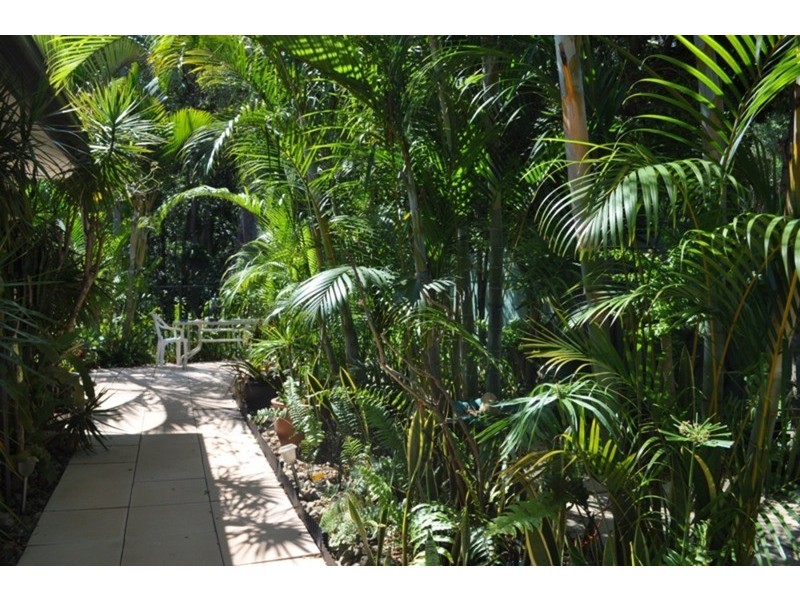 6 Lockwood Place, Molendinar QLD 4214