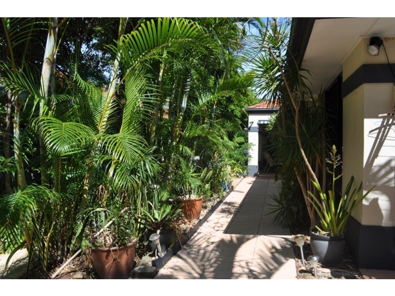 6 Lockwood Place, Molendinar QLD 4214