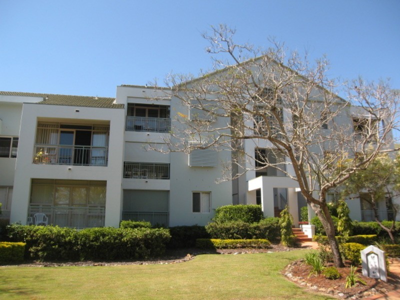 23/76 Chichester Drive, Arundel QLD 4214