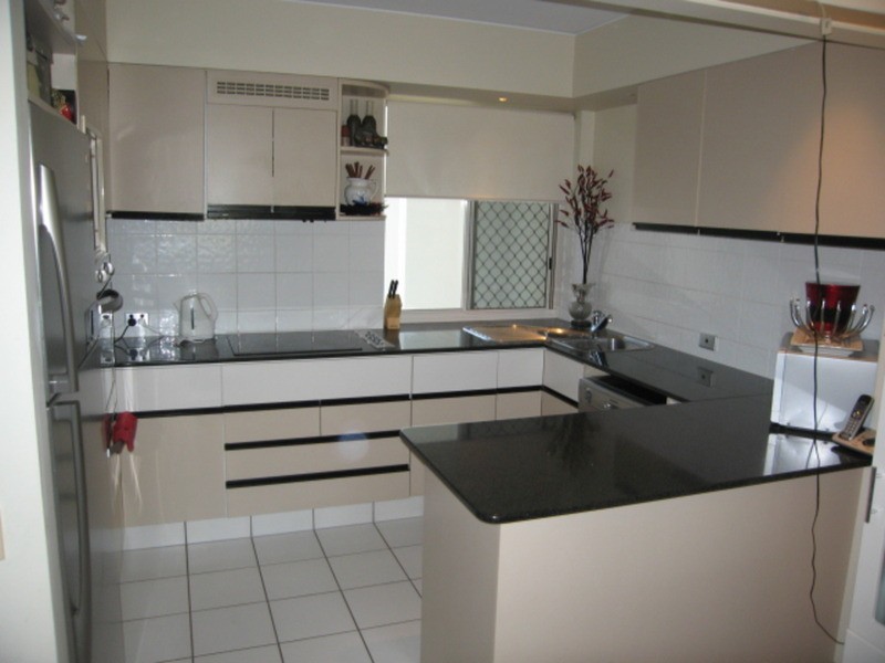 23/76 Chichester Drive, Arundel QLD 4214