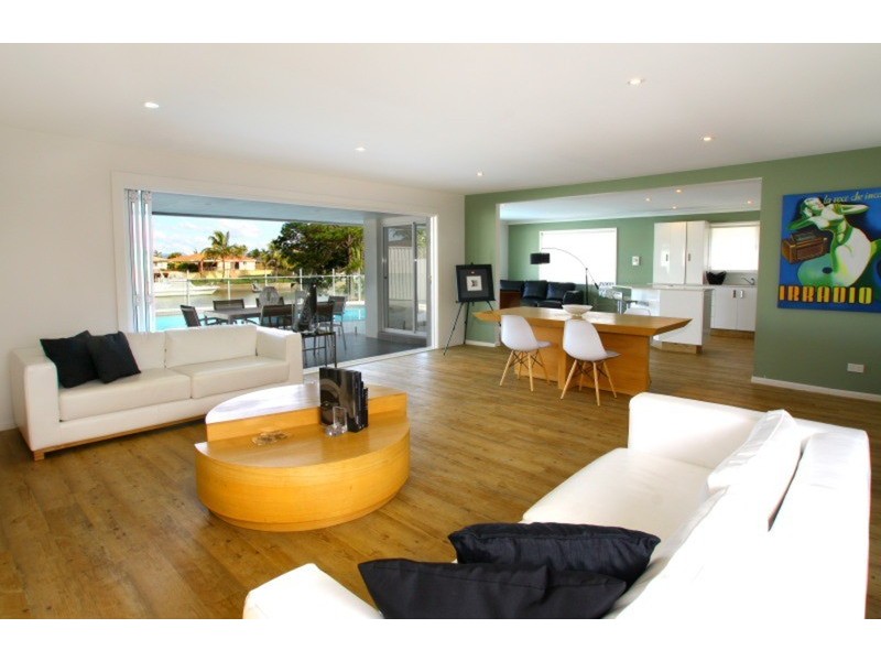 54 Allawah Street, Sorrento QLD 4217