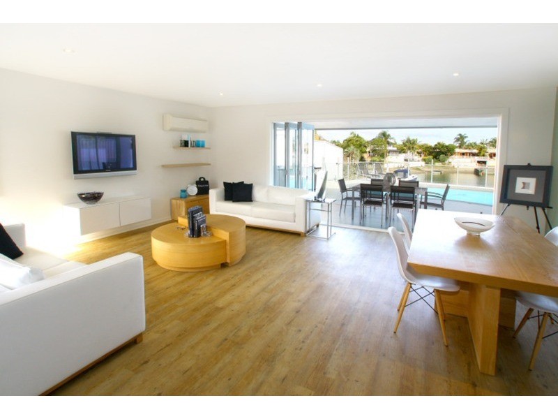 54 Allawah Street, Sorrento QLD 4217