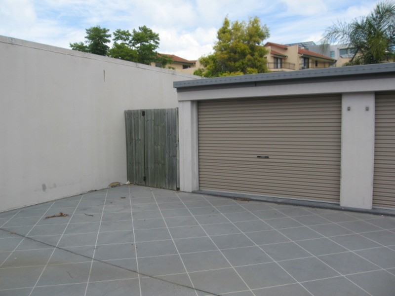 Biggera Waters QLD 4216