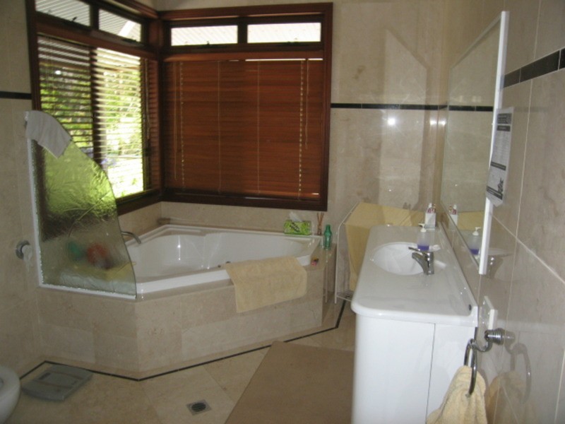 Molendinar QLD 4214