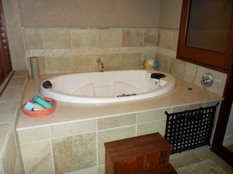 Runaway Bay QLD 4216