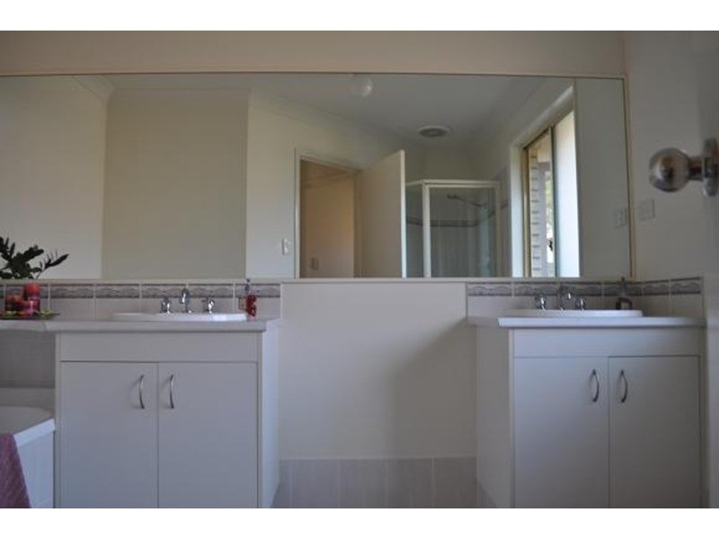 5 Gemini Circuit, Molendinar QLD 4214