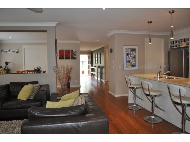 54 COACHWOOD  Drive, Molendinar QLD 4214