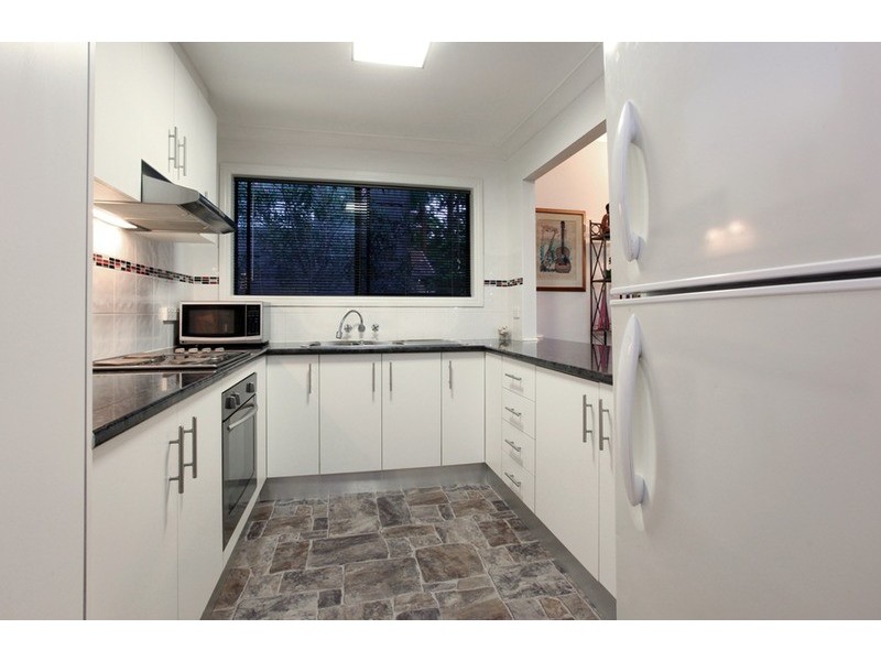 13 Kardella  Street, Ashmore QLD 4214