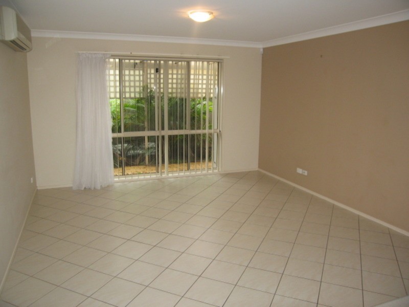 13 Bellwood Place, Molendinar QLD 4214
