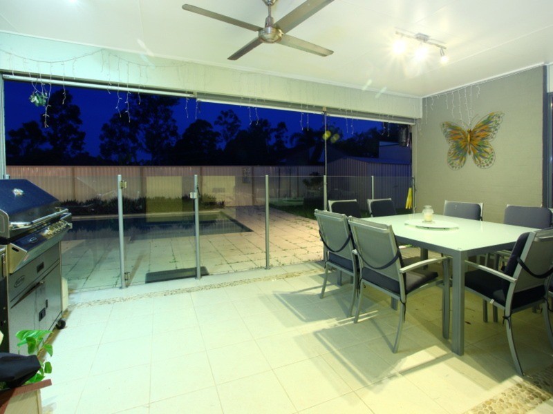 67 Highcrest Circuit, Molendinar QLD 4214