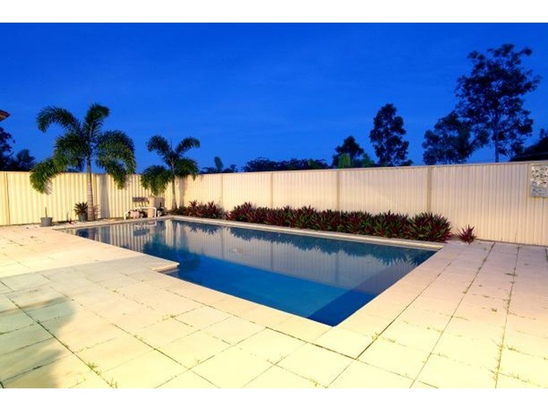 67 Highcrest Circuit, Molendinar QLD 4214
