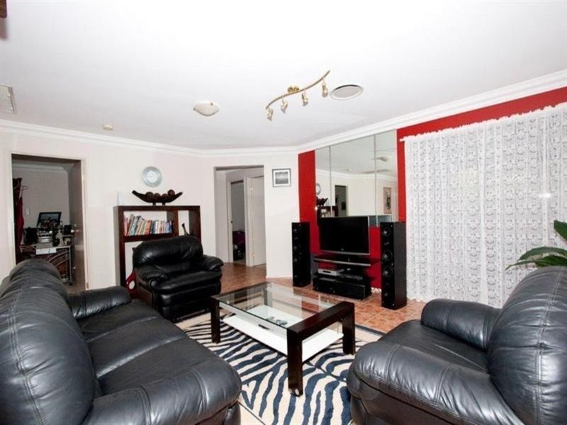 22 Dellwood Circuit, Molendinar QLD 4214